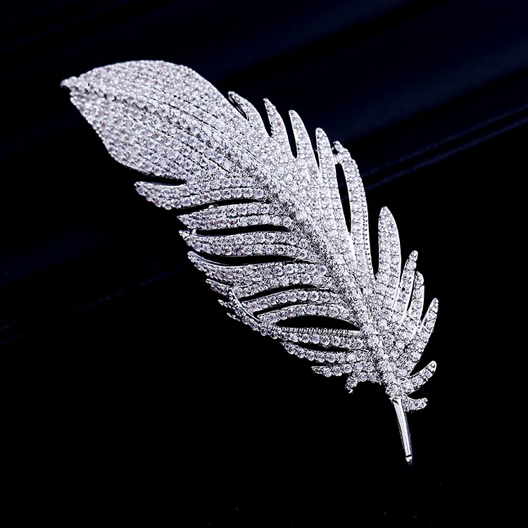 

Bridal Fashion Cubic Zircon Micro Paved Elegant Feather Brooch Pin Women Wedding Jewelry Pendant 001556