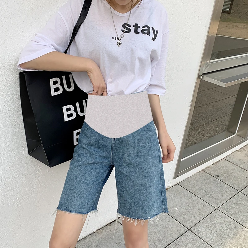 2024 Summer Pregnant Women's Denim Shorts High Waist Knee-length Loose Casual Maternity Belly Pants Pregnancy Jeans Wholesale
2024 Summer Pregnant Women's Denim Shorts High Waist Knee-length Loose Casual Maternity Belly Pants Pregnancy Jeans Wholesale