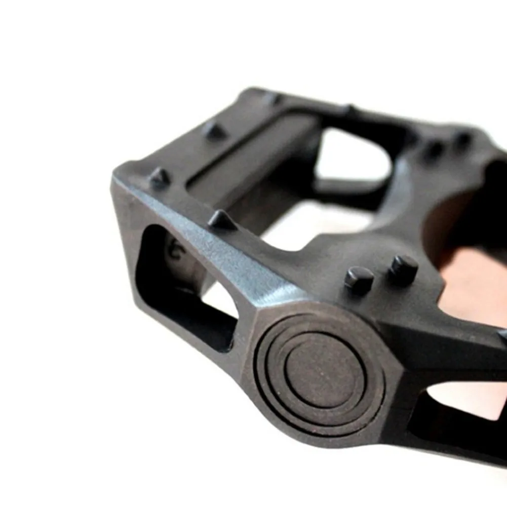 Bike Pedals Black Ball Bearings Built In Reflective Strips Adult Hot Sale For MTB Road Mountain Bike Bicycle Accessories
Bike Pedals Black Ball Bearings Built In Reflective Strips Adult Hot Sale For MTB Road Mountain Bike Bicycle Accessories