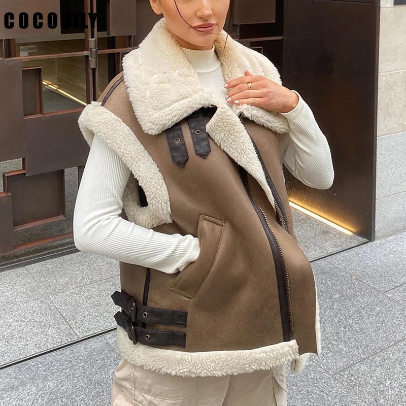 2023 Winter New Fashion Sleeveless Faux Leather Coat Splicing Lamb Wool Thicken Vest Women's Waistcoat Jacket Warm Tops Feminina
2023 Winter New Fashion Sleeveless Faux Leather Coat Splicing Lamb Wool Thicken Vest Women's Waistcoat Jacket Warm Tops Feminina