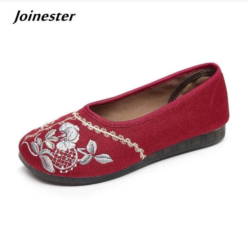 Women Embroidered Retro Fabric Shoe Flat Heeled Round Toe Slip on Ethnic Loafers Autumn Soft Mom Shoes Cow Muscle Sole Flats
Women Embroidered Retro Fabric Shoe Flat Heeled Round Toe Slip on Ethnic Loafers Autumn Soft Mom Shoes Cow Muscle Sole Flats