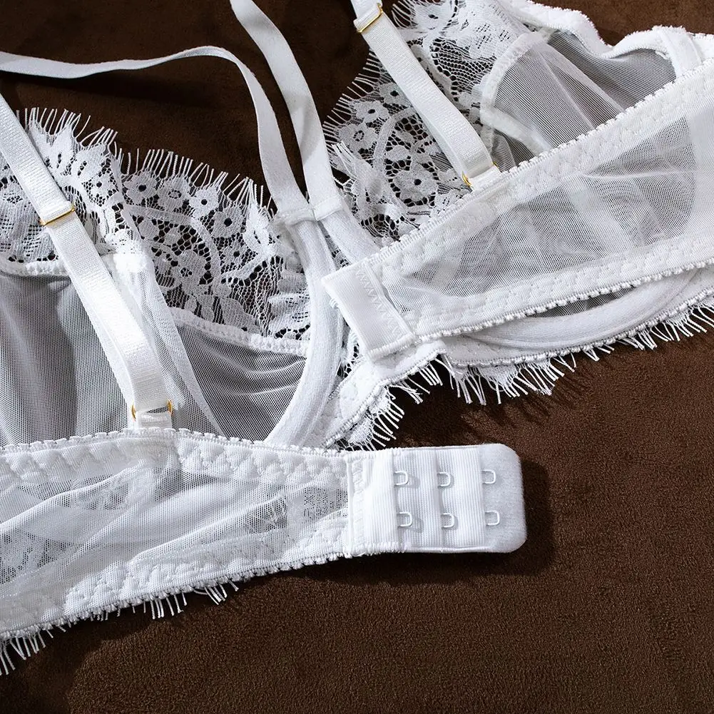 Sexy Threepiece Set of Women's Underwear Polyester Charming Lace Design Seethrough Comfortable for Four Seasons
Sexy Threepiece Set of Women's Underwear Polyester Charming Lace Design Seethrough Comfortable for Four Seasons