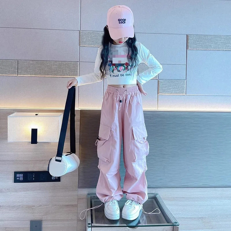 Funky Casual Suit 2023 New Spring and Autumn Fashionable Cartoon Letter Long Sleeve Overalls Two-Piece Suit Fashion
Funky Casual Suit 2023 New Spring and Autumn Fashionable Cartoon Letter Long Sleeve Overalls Two-Piece Suit Fashion