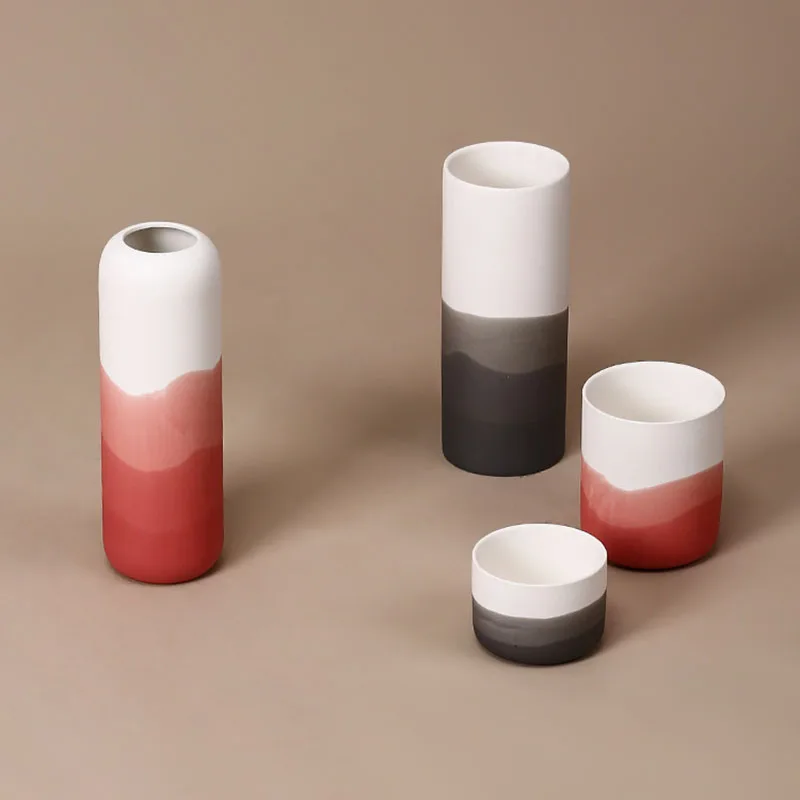 Novelty Ceramic Vase Artificial Minimalist Design Bedroom Modern Art Luxury Mini Vase Office Vasi Per Fiori House Decoration
Novelty Ceramic Vase Artificial Minimalist Design Bedroom Modern Art Luxury Mini Vase Office Vasi Per Fiori House Decoration
