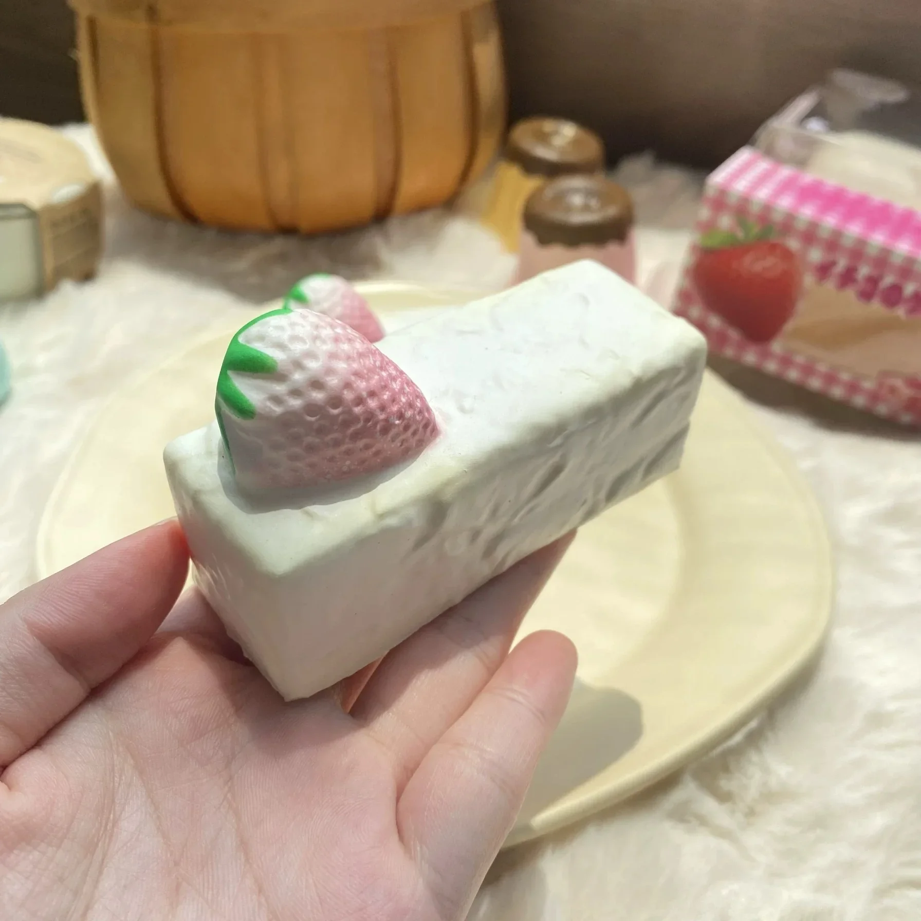 

Squishy Toy Slow Rising White Milk Chocolate Strawberry Cake Slow Rebound Squeeze Toy Squishy Relieve Stress Hand Relax Gift Toy