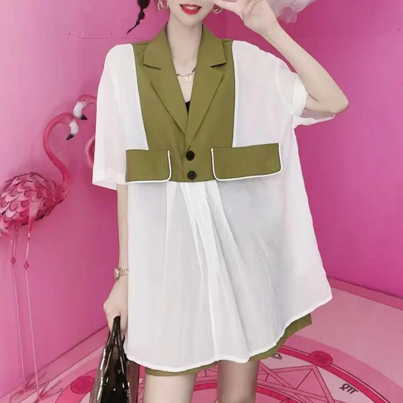 Fashion Suit 2022 Summer New Style Solid Collar Shirt Wide Leg Shorts Two Piece Outfits For Women Matching Sets Patchwork
Fashion Suit 2022 Summer New Style Solid Collar Shirt Wide Leg Shorts Two Piece Outfits For Women Matching Sets Patchwork
