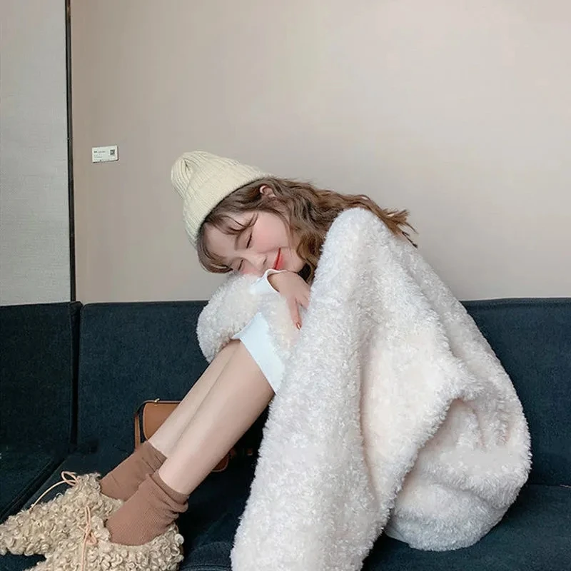 Limitation Lamb Fleece Sweater Female Winter 2022 New Fashion Loose Fleece Sweaters Womens Long Solid Color Thick Warm Pullover
Limitation Lamb Fleece Sweater Female Winter 2022 New Fashion Loose Fleece Sweaters Womens Long Solid Color Thick Warm Pullover