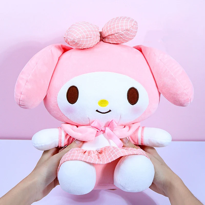 Оригинальные Плюшевые игрушки Sanrio Kawaii, украшение для комнаты, Мультяшные аниме игрушки My Melody, плюшевая игрушка, милый кролик, кукла, мягкие набивные детские подарки
Оригинальные Плюшевые игрушки Sanrio Kawaii, украшение для комнаты, Мультяшные аниме игрушки My Melody, плюшевая игрушка, милый кролик, кукла, мягкие набивные детские подарки