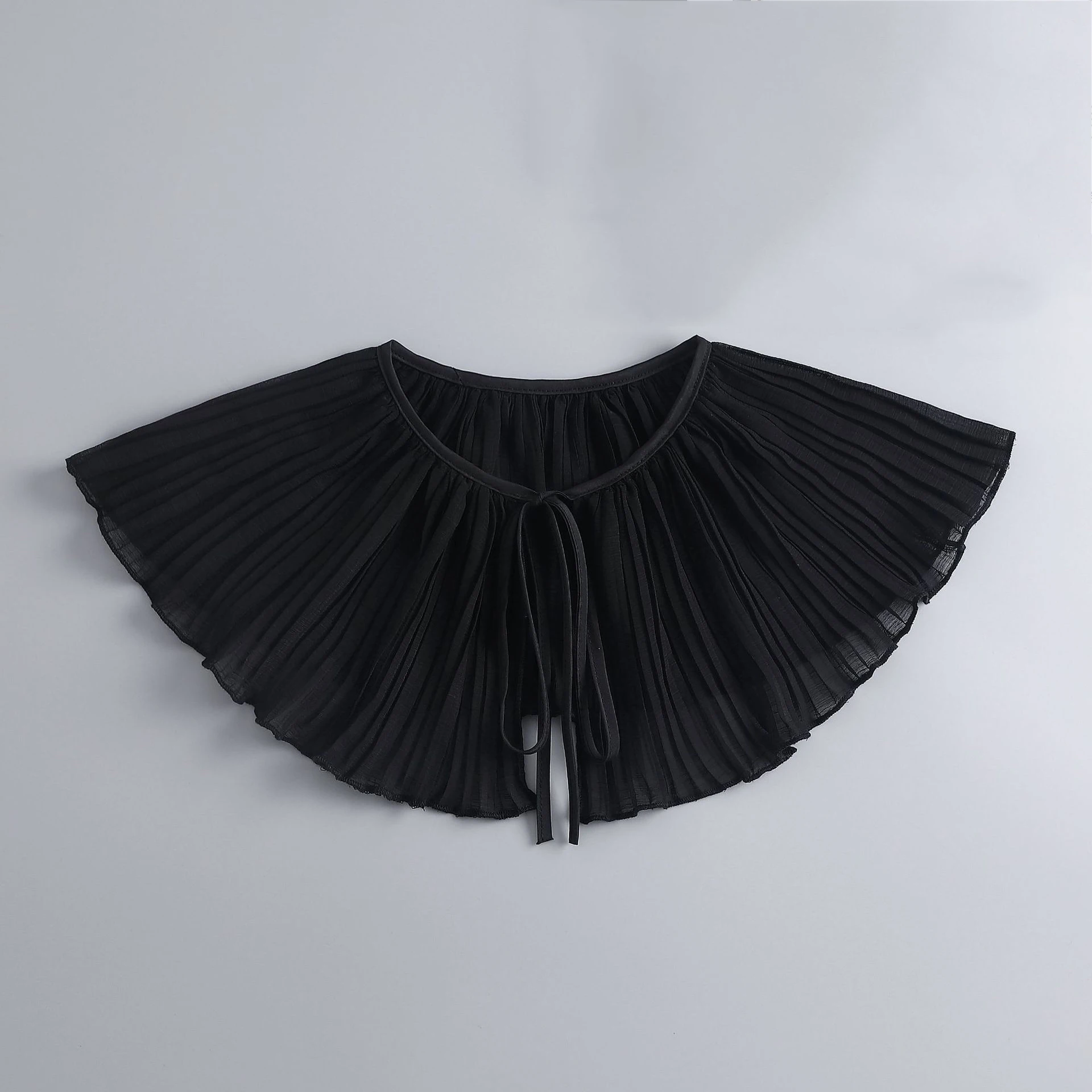 Black Bowknots Fake Collar for Women Shirt Blouse Detachable Collar for Sweater Necklace False Collar Shoulder Wraps Accessories
Black Bowknots Fake Collar for Women Shirt Blouse Detachable Collar for Sweater Necklace False Collar Shoulder Wraps Accessories