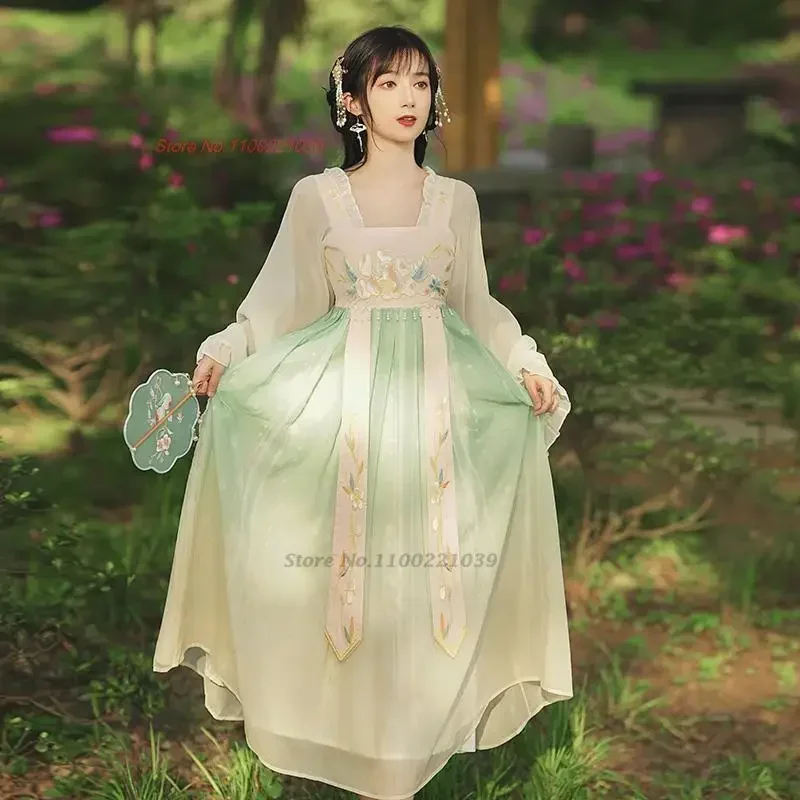 2023 chinese vintage dress improved hanfu national flower embroidery fairy dress retro folk dress oriental princess hanfu
2023 chinese vintage dress improved hanfu national flower embroidery fairy dress retro folk dress oriental princess hanfu