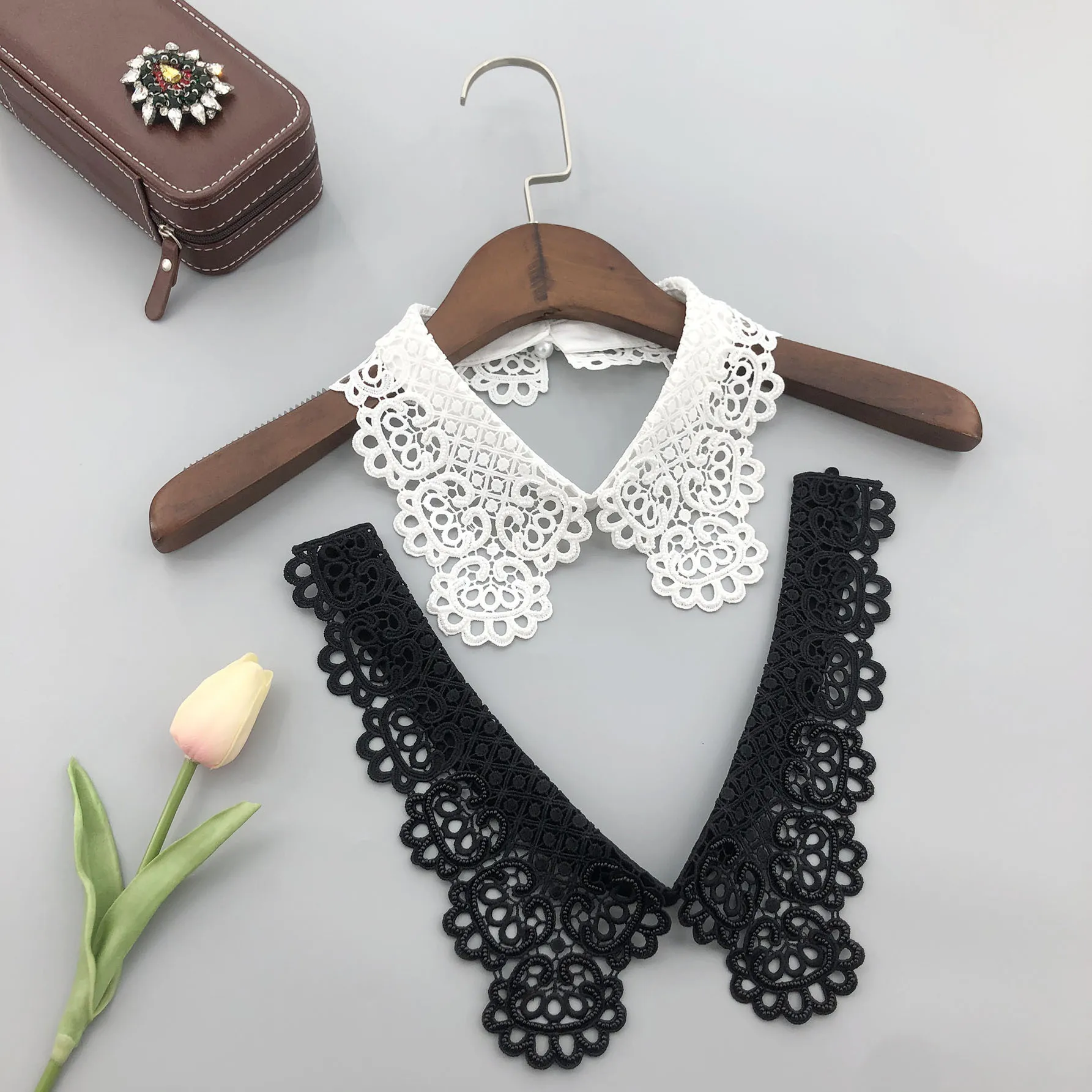 Women Shirt False Collar Detachable Choker Necklace Collar Female Removable Solid Color Blouse Tops Lapel Fake Collar Fuax Cols
Women Shirt False Collar Detachable Choker Necklace Collar Female Removable Solid Color Blouse Tops Lapel Fake Collar Fuax Cols