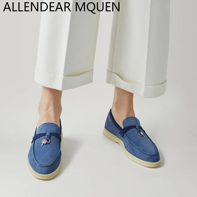 Made in Italy LP2023 new color matching casual men's shoes sheepskin metal buckle soft sole comfortable loafer women's shoes
Made in Italy LP2023 new color matching casual men's shoes sheepskin metal buckle soft sole comfortable loafer women's shoes