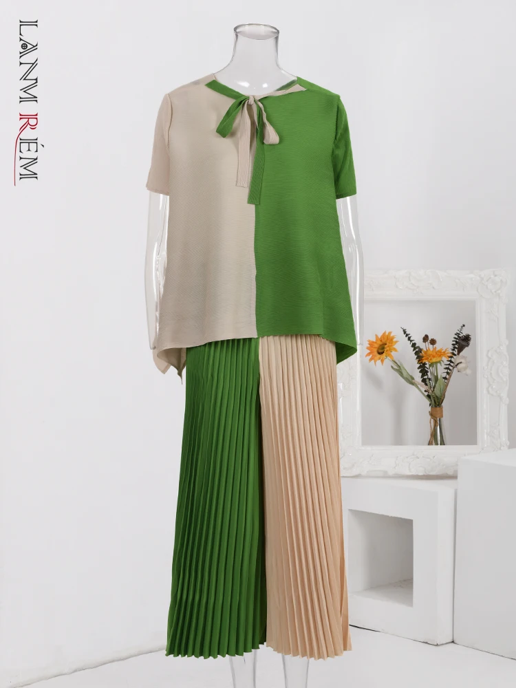 LANMREM Color Block Pleated 2 Pieces Set Women Short Sleeves Bow T-shirt High Waist Wide Leg Trousers 2024 Spring New 2YA2489
LANMREM Color Block Pleated 2 Pieces Set Women Short Sleeves Bow T-shirt High Waist Wide Leg Trousers 2024 Spring New 2YA2489