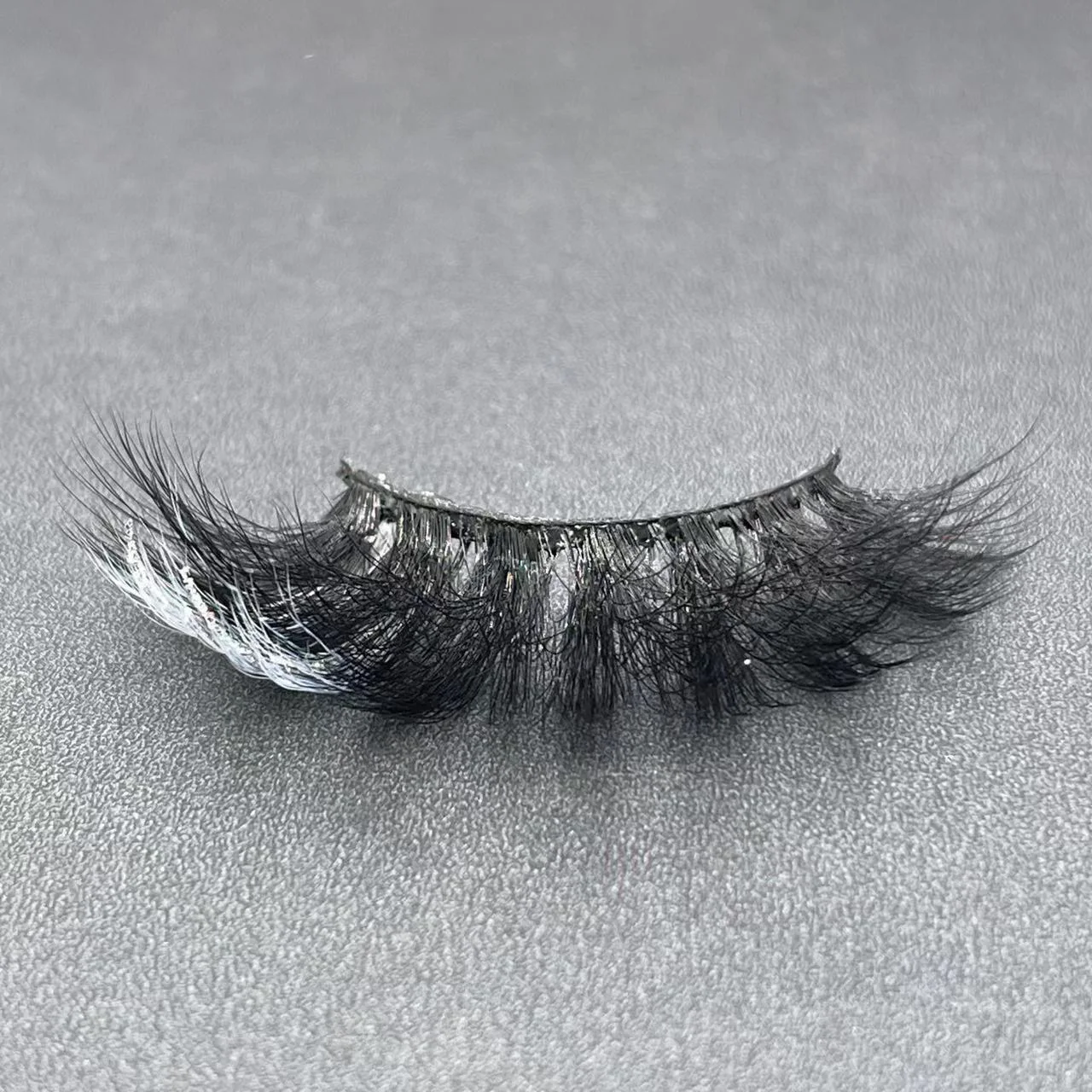 Hbzgtlad Colored Lashes Glitter Mink 15mm -20mm Fluffy Color Streaks Cosplay Makeup Beauty Eyelashes 59 Hbzgtlad Colored Lashes Glitter Mink 15mm -20mm Fluffy Color Streaks Cosplay Makeup Beauty Eyelashes -Zentai shop online S1ba5a128089b4612adc66c934cc795b5X.jpg