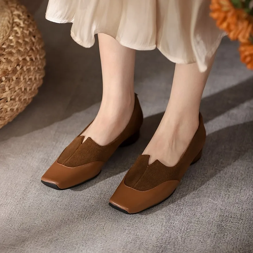 

Женские замшевые туфли без застежки, Простые ретро туфли на плоской подошве, квадратный носок, мюли на низком каблуке, обувь во французском стиле, для повседневного ношения
