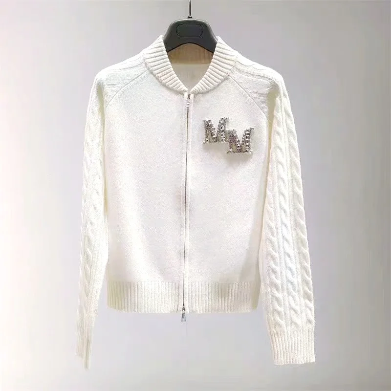 Shiny Rhinestone MM Letter Knit Women's Max Sweater Cardigan Y2K Korean Long Sleeve Zipper Fall Winter Women's Sweater Top New
Shiny Rhinestone MM Letter Knit Women's Max Sweater Cardigan Y2K Korean Long Sleeve Zipper Fall Winter Women's Sweater Top New