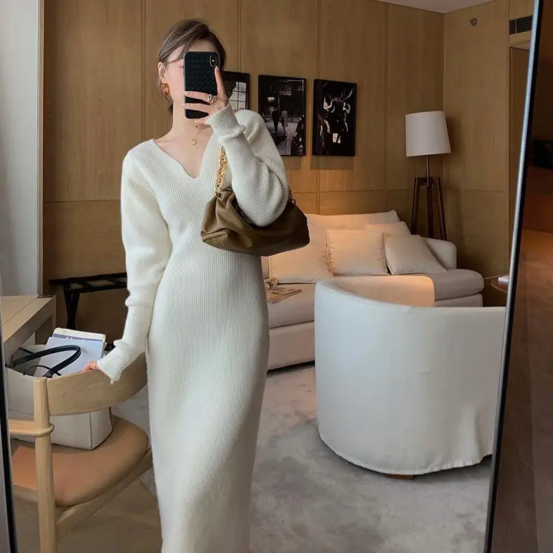 

Woman U Neck Slim Fit Dresses Female Party Social Stretch Skinny Knitted Winter Dress Dinner Date Elastic Vestidos G655