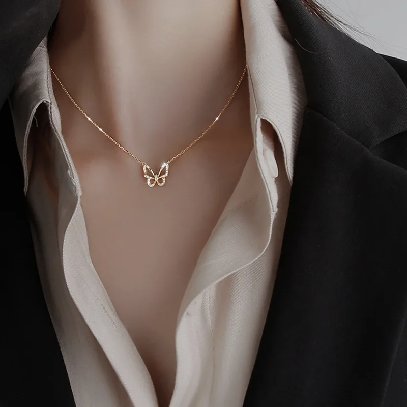 Bow necklace Women's collarbone chain new necklace Temperament cold wind pendant exquisite holiday gift
Bow necklace Women's collarbone chain new necklace Temperament cold wind pendant exquisite holiday gift
