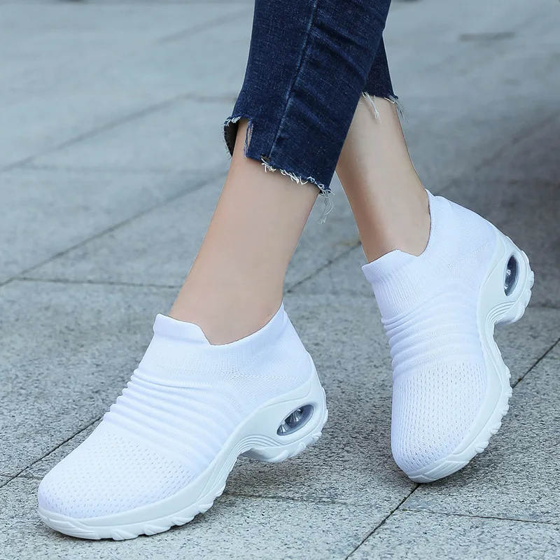 

Women Super light Sneakers Tenis Feminino Women Wedge Breathable Running Mesh Lace -up Zapatillas Mujer Casual Shoes Woman 1689