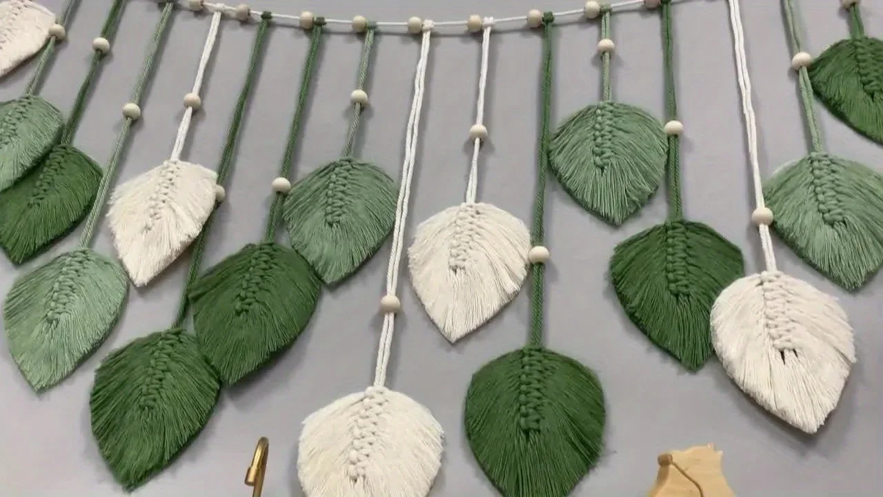 Natural Boho Photo Holder - Handwoven Macrame Wall Art with Wood Accents 6 S1bec1ab0c3434bfe9257615d9e0879d3l