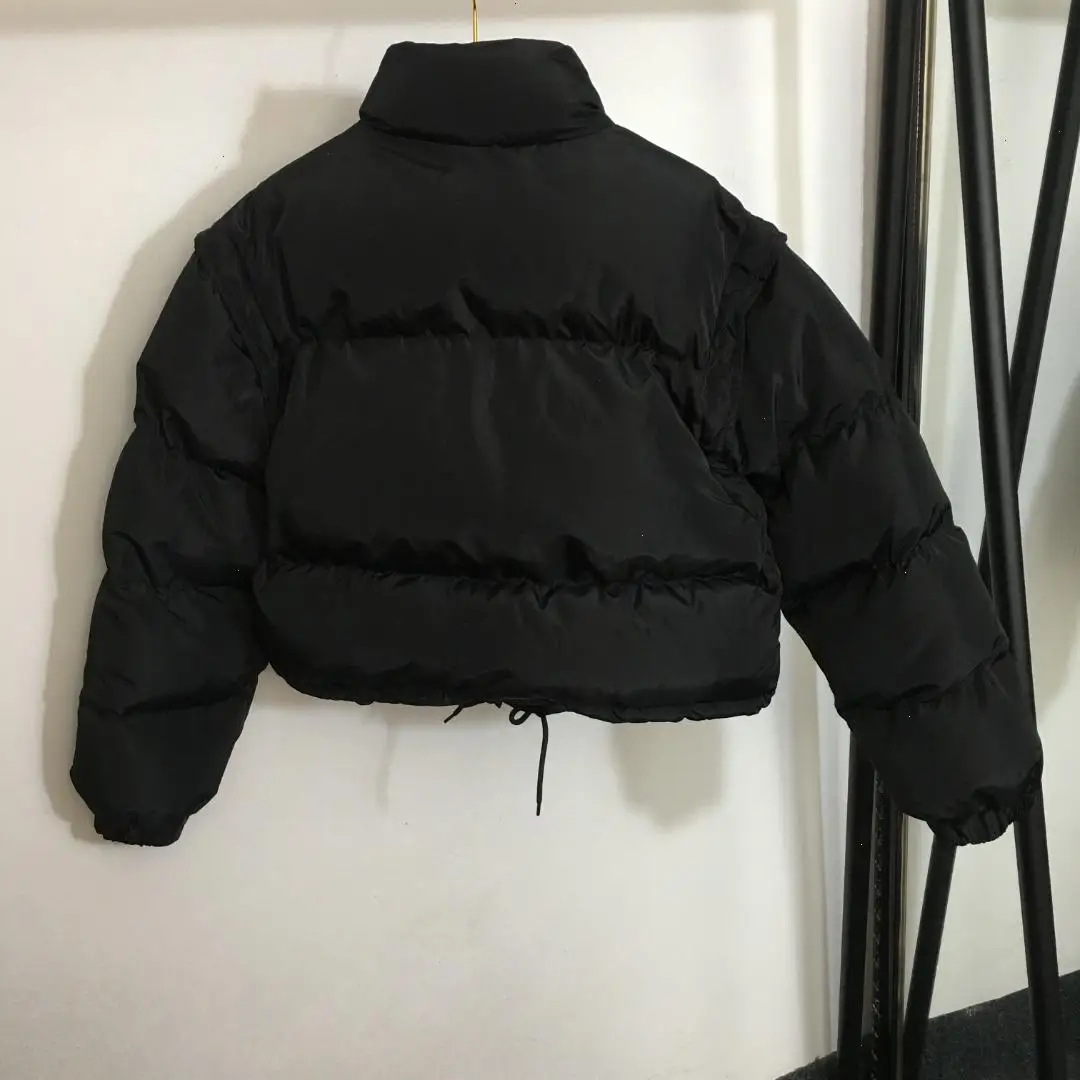 Winter New Cotton Jacket for Women - Detachable Sleeves, Zipper Pocket, Short & Long Sleeves
Winter New Cotton Jacket for Women - Detachable Sleeves, Zipper Pocket, Short & Long Sleeves