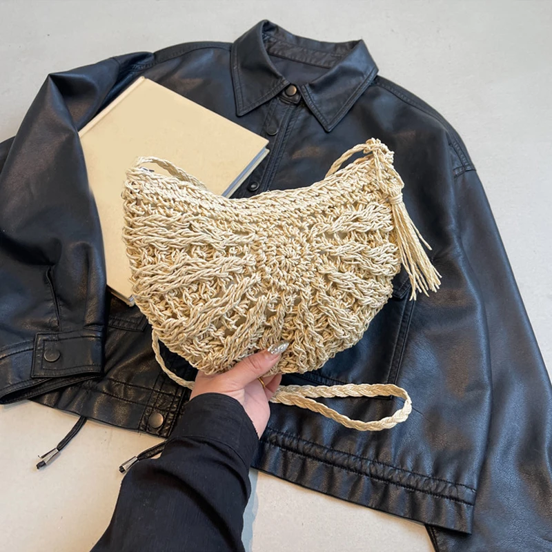 Half Round Rattan Beach Bag - Woven Crossbody with Zipper Closure 18 S1c0052bec11a497385cef0ceb4e6a42co