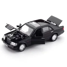 1:32 Alloy Model Car Sound Light Pull-back Light Sound Alloy Vehicle Model Toys for Children
1:32 Alloy Model Car Sound Light Pull-back Light Sound Alloy Vehicle Model Toys for Children