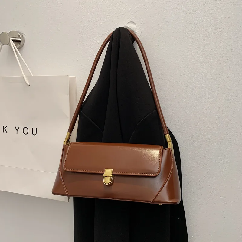 Advanced retro design ins summer new underarm bag method stick bag for women versatile shoulder bag for women
Advanced retro design ins summer new underarm bag method stick bag for women versatile shoulder bag for women