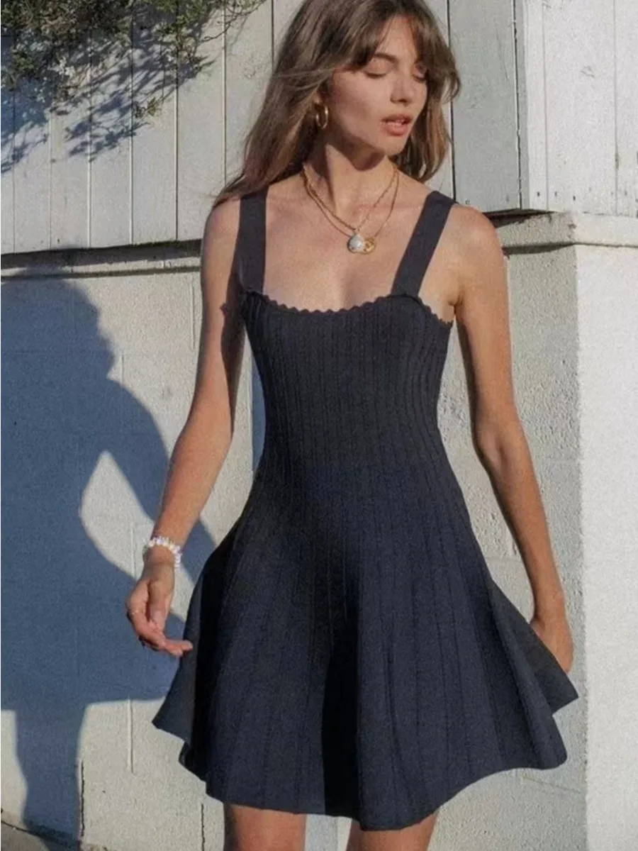 French Summer Elegant Ballet Knitted Mini Dress Sexy Hot Sweet Y2k Spaghetti Strap A-line Bodycon Sweater Dress Retro Robe
French Summer Elegant Ballet Knitted Mini Dress Sexy Hot Sweet Y2k Spaghetti Strap A-line Bodycon Sweater Dress Retro Robe
