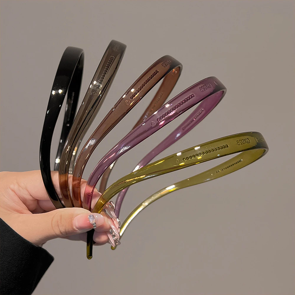 2023 New Trendy Sunglasses Frame Shape Acrylic Hairbands For Women Toothed Headband Anti-slip Hair Hoop Fashion Hair Accessories
2023 New Trendy Sunglasses Frame Shape Acrylic Hairbands For Women Toothed Headband Anti-slip Hair Hoop Fashion Hair Accessories