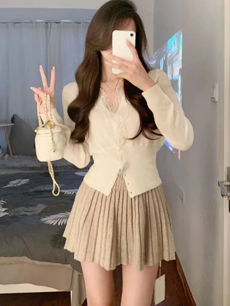 2023 Autumn Women French Long Sleeve Cardigan + High Waist Mini Skirt Korean Fashion Suits Elegant Office Lady 2 Piece Dress Set
2023 Autumn Women French Long Sleeve Cardigan + High Waist Mini Skirt Korean Fashion Suits Elegant Office Lady 2 Piece Dress Set