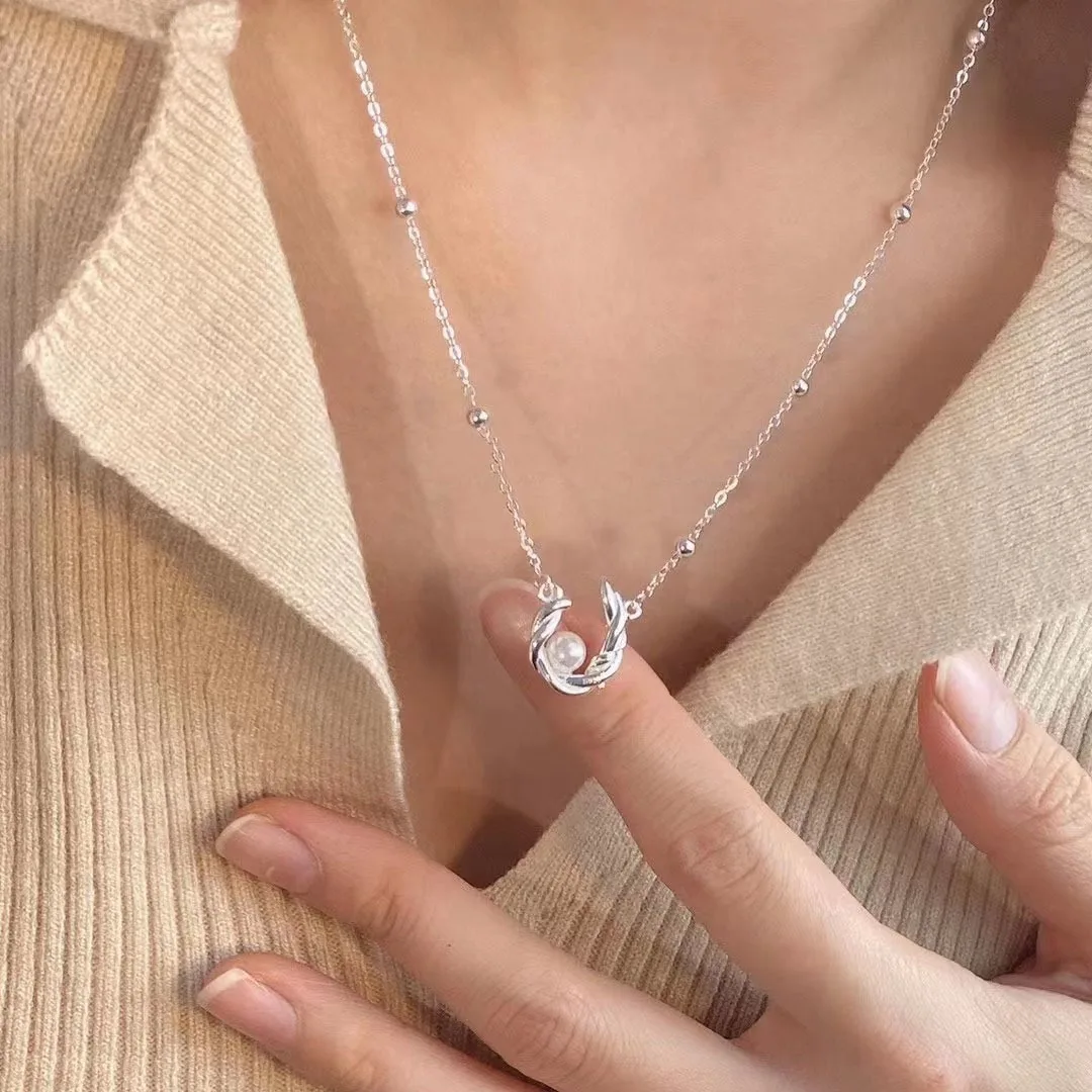 Sterling Silver Pearl Necklace Jewelry Light Luxury High Grade Collar Chain Sweater Accessories Women's Necklace Free Delivery
Sterling Silver Pearl Necklace Jewelry Light Luxury High Grade Collar Chain Sweater Accessories Women's Necklace Free Delivery