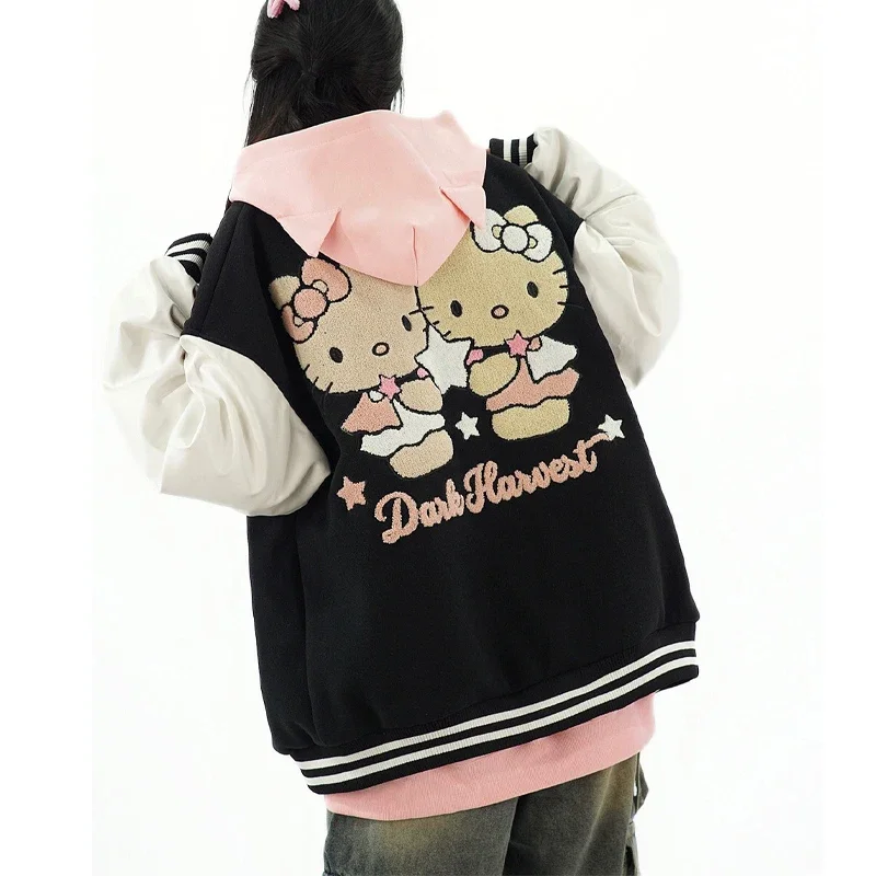 Kawaii Sanrio, Hello Kitty куртки Милая бейсбольная куртка с вышивкой женские осенние и зимние свободные топы пальто и куртки
Kawaii Sanrio, Hello Kitty куртки Милая бейсбольная куртка с вышивкой женские осенние и зимние свободные топы пальто и куртки