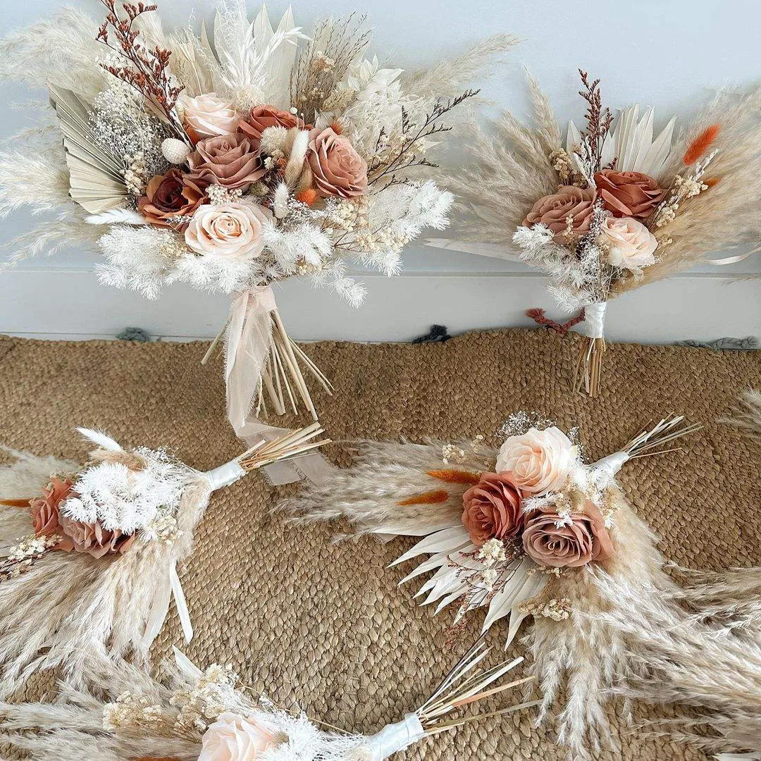 Natural Pampas Grass Artificial Flowers Rustic Vintage Wedding Bouquet for Bridesmaid,Boho Wedding Dried Flowers,Bridal Bouquet
Natural Pampas Grass Artificial Flowers Rustic Vintage Wedding Bouquet for Bridesmaid,Boho Wedding Dried Flowers,Bridal Bouquet