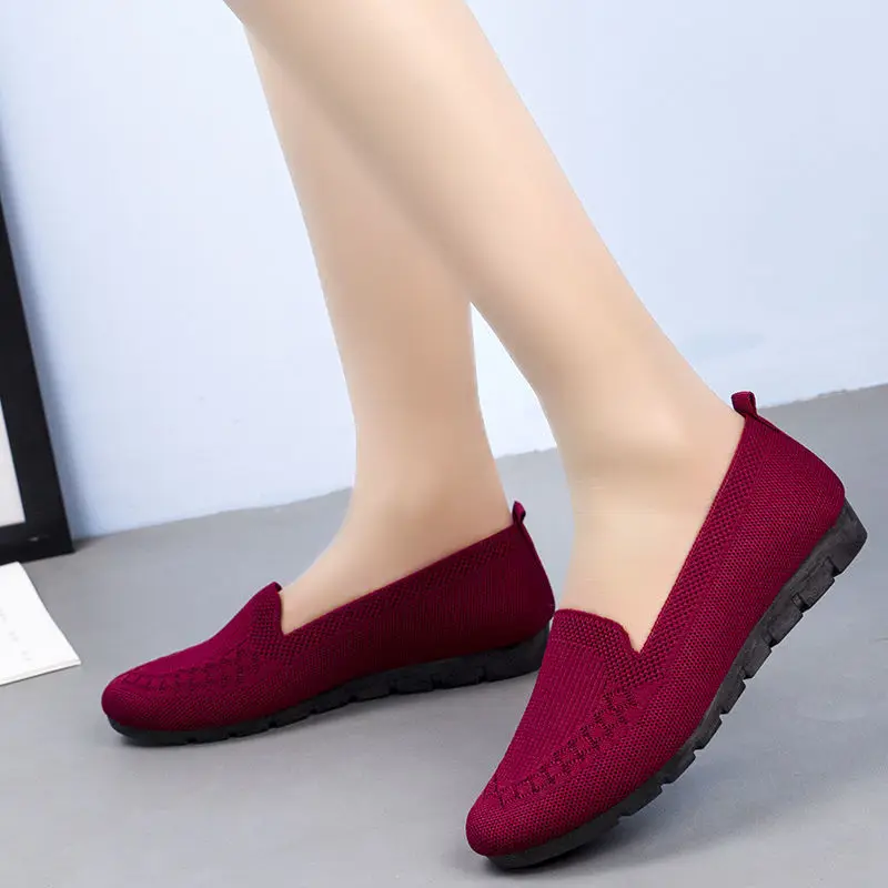 Women Flat Slip-on Shoes Ethnic Style Anti-slip Breathable Walking Shoes for Women Walking Dancing Wear
Women Flat Slip-on Shoes Ethnic Style Anti-slip Breathable Walking Shoes for Women Walking Dancing Wear