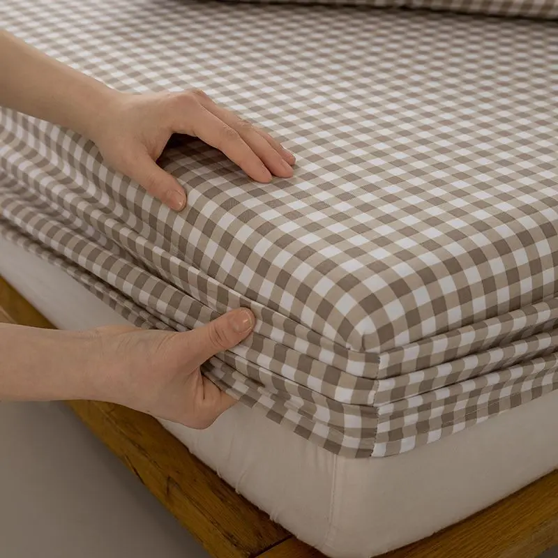 Korea Style Checkered Fitted Sheet Single Person Adult Couple Washed Cotton Bed Cover Mattress Protector Fully Enclosed Package
Korea Style Checkered Fitted Sheet Single Person Adult Couple Washed Cotton Bed Cover Mattress Protector Fully Enclosed Package