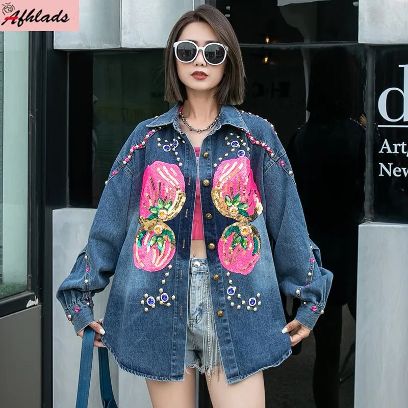 Spring New High Quality Beaded Sequins Women's Loose Denim Coat Autumn Long Sleeve Riveted Diamond Streetwear Coats
Spring New High Quality Beaded Sequins Women's Loose Denim Coat Autumn Long Sleeve Riveted Diamond Streetwear Coats