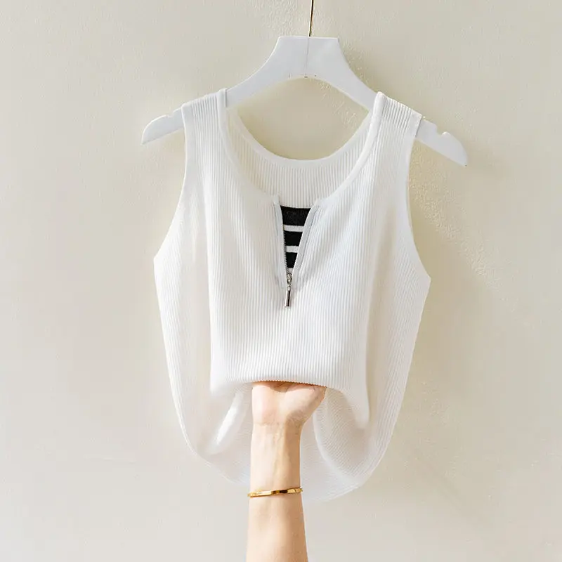 2024 Women's Summer New Fashion O-neck Knitted Tanks Tops Female Loose Sleeveless Tops Ladies Ice Silk Thin Pullover Vest H93
2024 Women's Summer New Fashion O-neck Knitted Tanks Tops Female Loose Sleeveless Tops Ladies Ice Silk Thin Pullover Vest H93