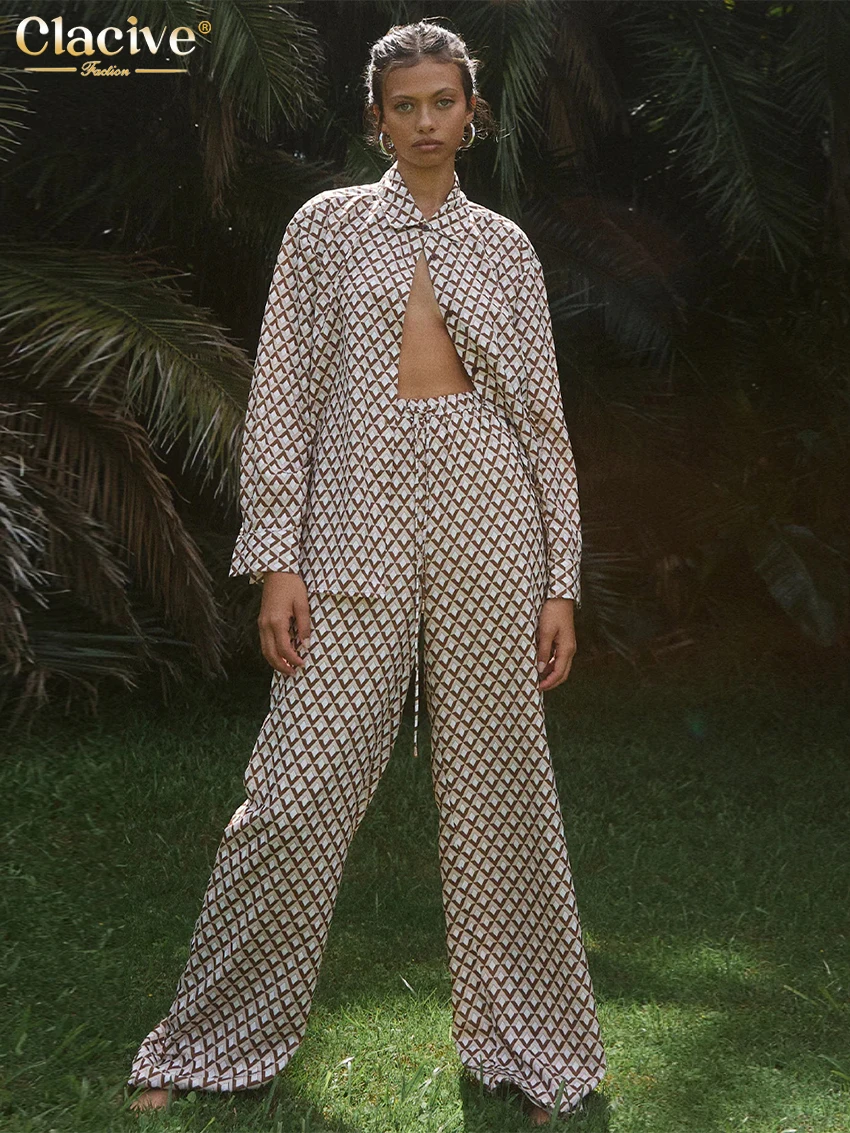 Clacive Fashion Loose Print Trousers Sets For Women 2 Pieces Elegant Long Sleeve Blouses With High Waist Wide Pants Set Female
Clacive Fashion Loose Print Trousers Sets For Women 2 Pieces Elegant Long Sleeve Blouses With High Waist Wide Pants Set Female