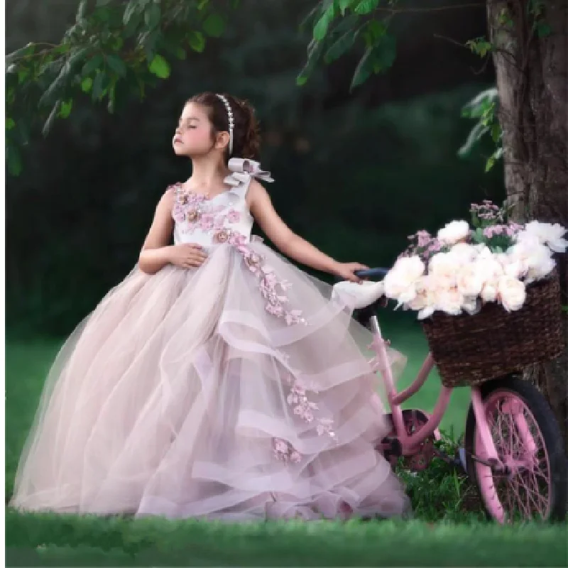 Tiered Tulle Princess Puffy Flower Girl Dresses Baby Wedding Party High-low Kid Gowns First Communion Dresses Birthday
Tiered Tulle Princess Puffy Flower Girl Dresses Baby Wedding Party High-low Kid Gowns First Communion Dresses Birthday