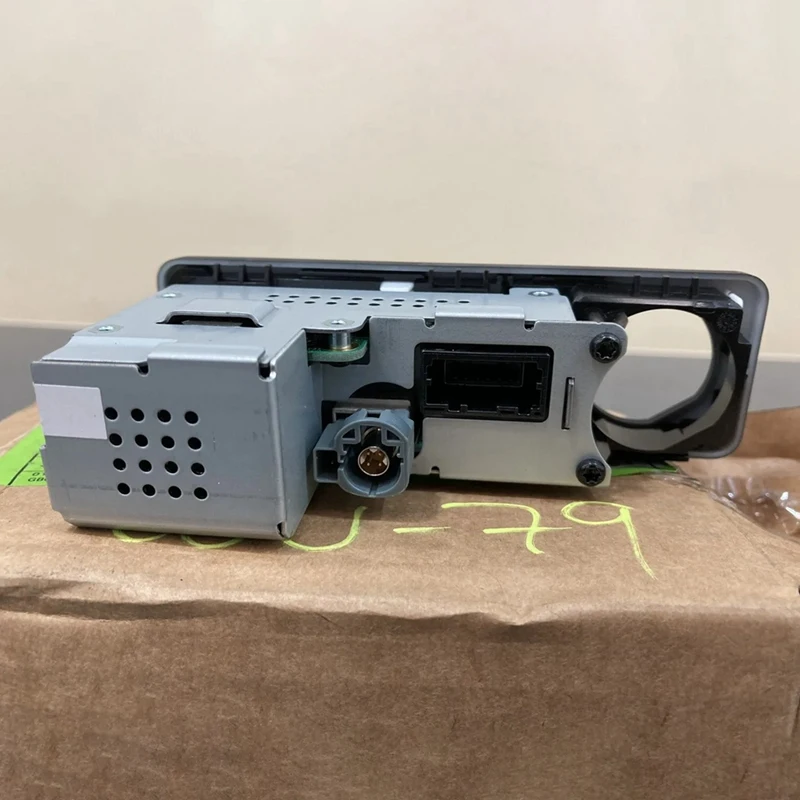 LR106219 Car Audio System Interface Socket For LAND ROVER DISCOVERY V L462 2017 Spare Parts Parts JPLA-19E110
LR106219 Car Audio System Interface Socket For LAND ROVER DISCOVERY V L462 2017 Spare Parts Parts JPLA-19E110