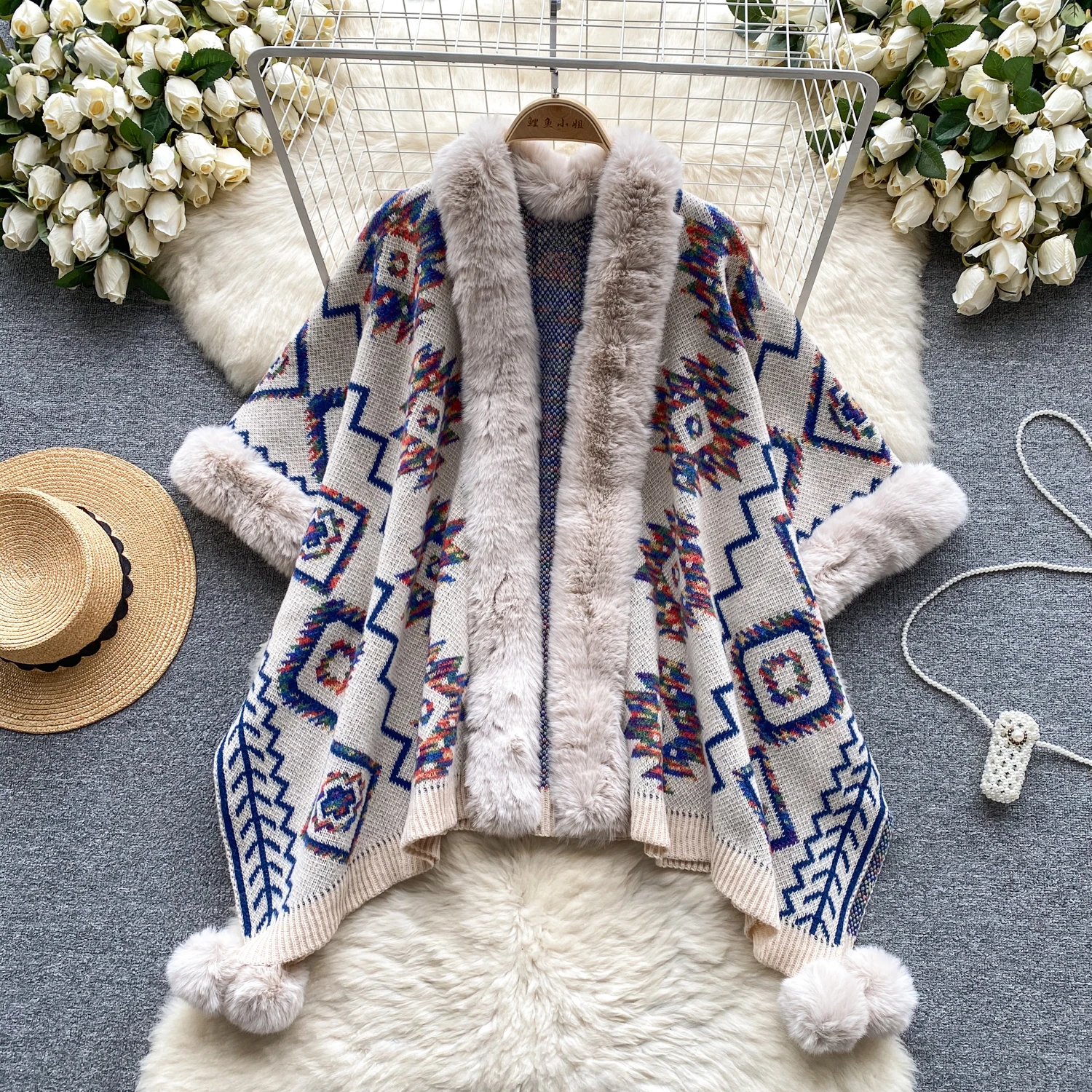 Shawl Wrap Korean Style Oversize Poncho Winter Woman Faux Fur Cardigan Vintage Plush Cape Jacket Fashion Cloak Female 
Shawl Wrap Korean Style Oversize Poncho Winter Woman Faux Fur Cardigan Vintage Plush Cape Jacket Fashion Cloak Female