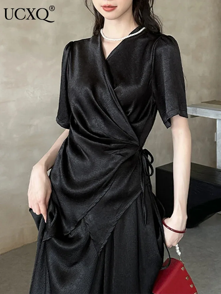 UCXQ минималистичный стиль сплошной цвет шнуровка V-образный вырез Топ эластичная юбка Элегантный Модный комплект из двух частей для женщин 2024 весна лето 3A8416
UCXQ минималистичный стиль сплошной цвет шнуровка V-образный вырез Топ эластичная юбка Элегантный Модный комплект из двух частей для женщин 2024 весна лето 3A8416