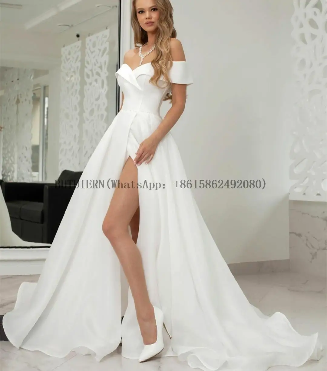 Long Off Shoulder Wedding Dresses With Slit فساتين السهرة A-Line Pleats Sweep Train Bridal Gowns Robe de soirée for Women
Long Off Shoulder Wedding Dresses With Slit فساتين السهرة A-Line Pleats Sweep Train Bridal Gowns Robe de soirée for Women
