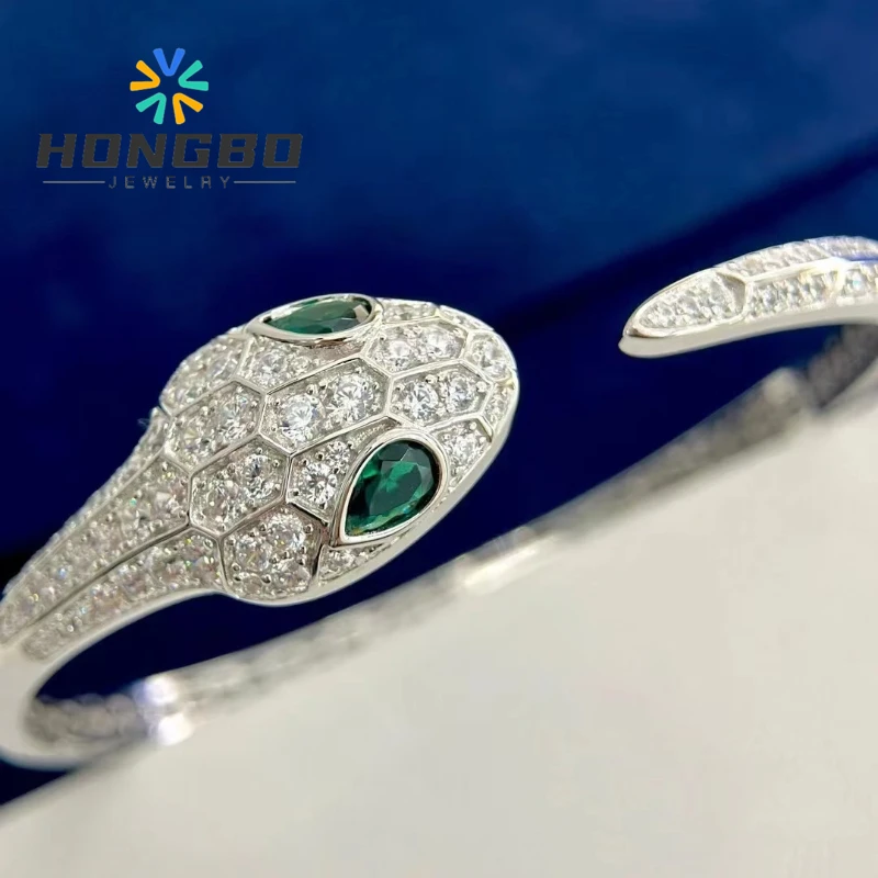 

BV Hot Selling s925 Pure Silver Green Blue Eyed Snake Set Diamond Women's Jewelry Bracelet Luxury, Exquisite, and Fashionable