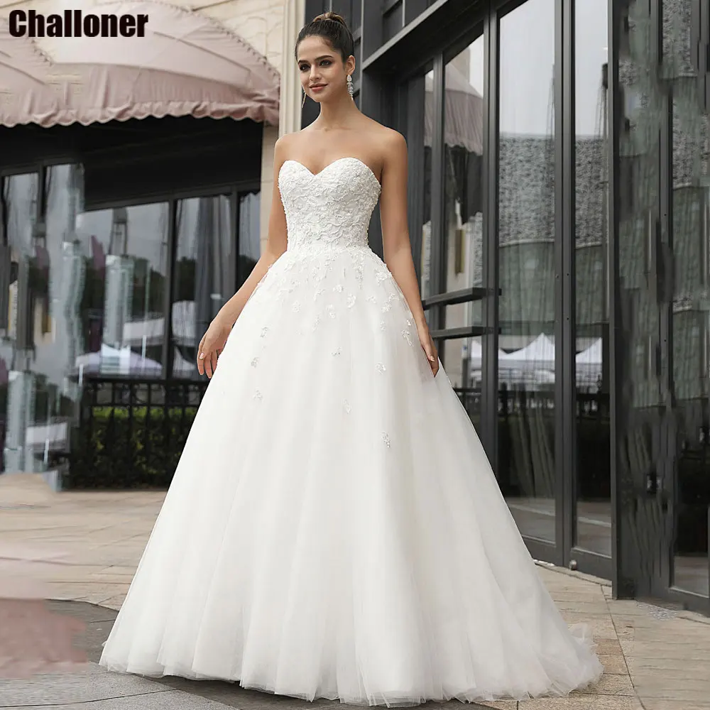 

Challoner Classic Sweetheart Wedding Dress Sleeveless Appliques Lace Up Back Tulle Bridal Gown Floor Length Vestidos De Novia