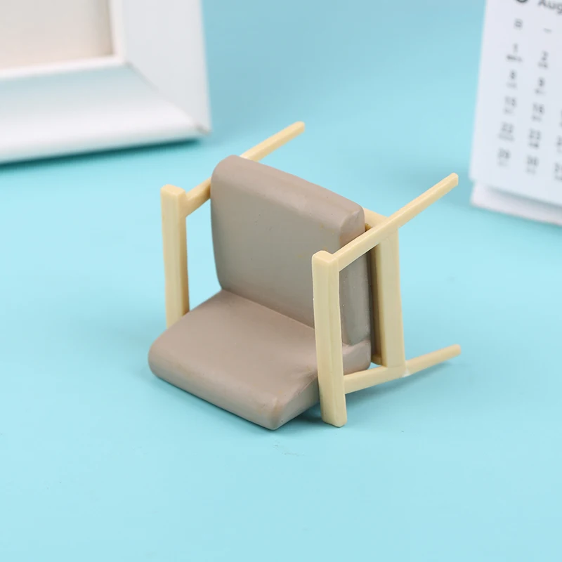 1pc Kawaii Furniture Chair Dollhouse Miniature Model Seat For Dolls House Accessories Decor Pretend Toys
1pc Kawaii Furniture Chair Dollhouse Miniature Model Seat For Dolls House Accessories Decor Pretend Toys