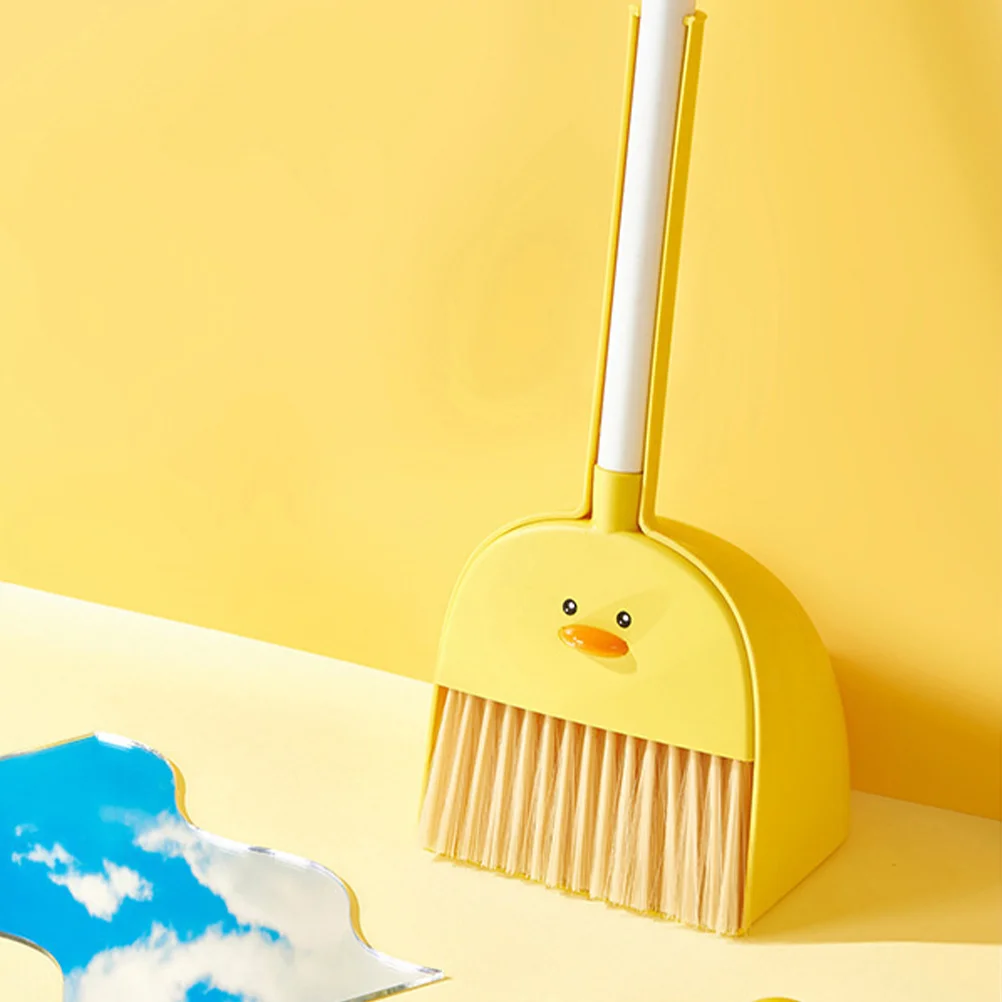 Cartoon Small Broom Pretend Play Cleaning Tool Kids Plastic Broom Children Broom Cleaning for Housekeeping Play Birthday Gifts
Cartoon Small Broom Pretend Play Cleaning Tool Kids Plastic Broom Children Broom Cleaning for Housekeeping Play Birthday Gifts