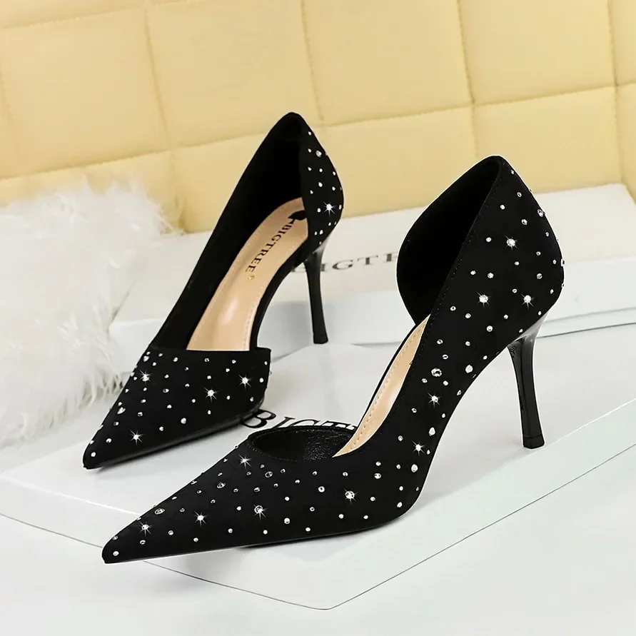 

Bigtree Women Pumps Sexy Women's Heels Slip On High Stiletto Sequined Party Shoes Bling Bride Wedding Shoes Female Plus Size 43