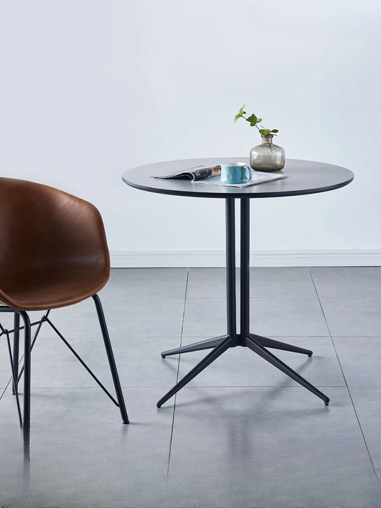 Nordic luxury dining table household small apartment modern simple dining round table wrought iron restaurant reception
Nordic luxury dining table household small apartment modern simple dining round table wrought iron restaurant reception